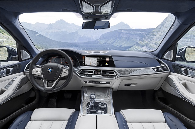 2021 BMW X8 Interior