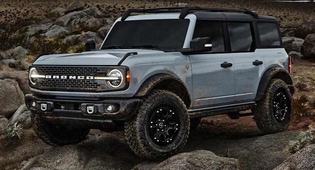 2021 Ford Bronco front